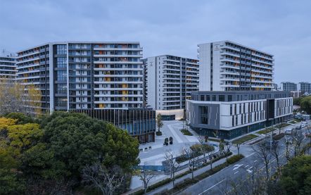 上海城投宽庭·江湾社区